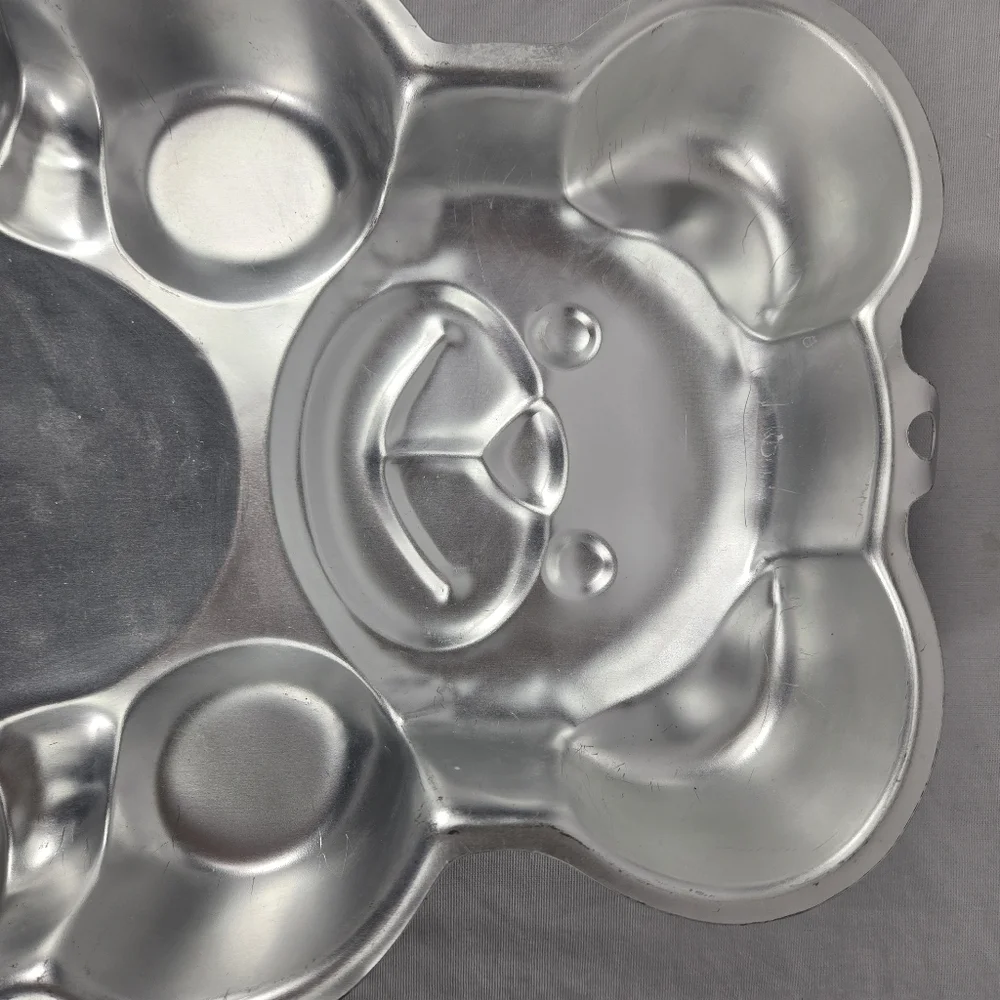 Vintage Wilton Teddy Bear Cake Pan Mold #2105-4943  2002 Baking Cooking Party
